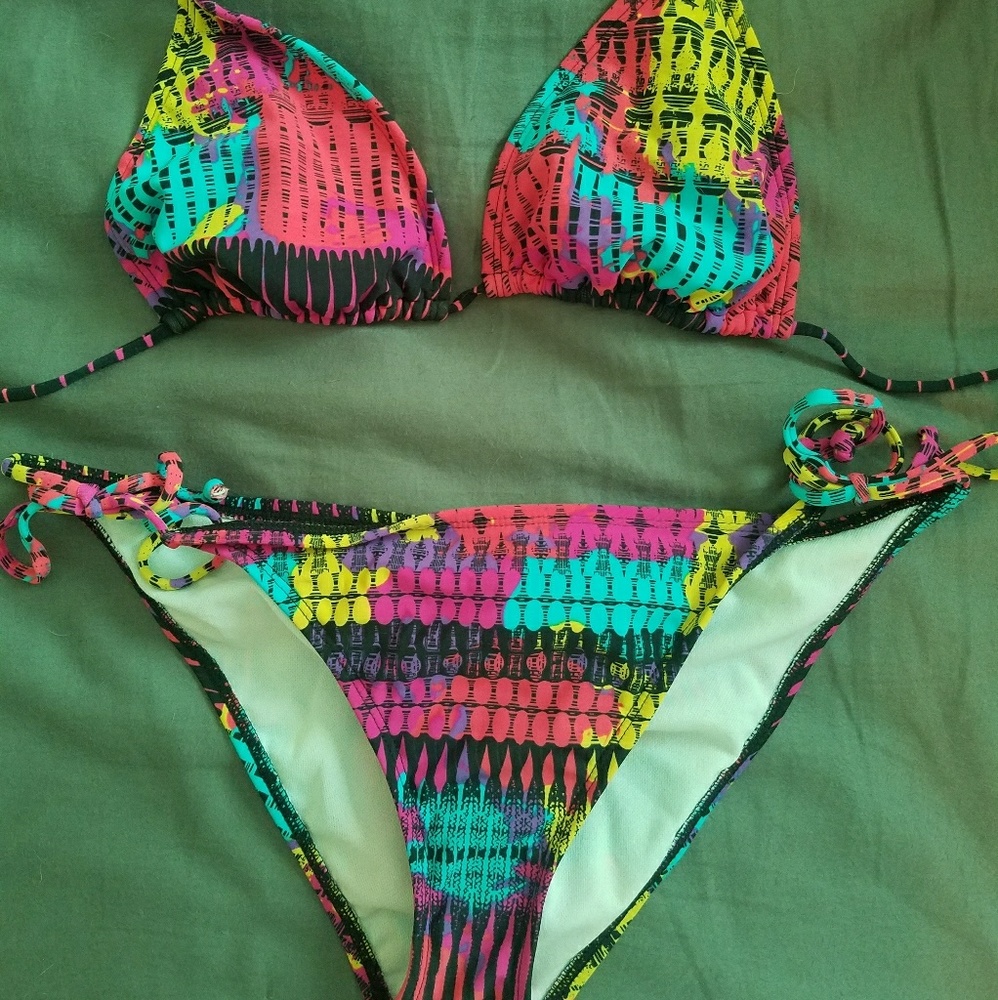 Swim suit